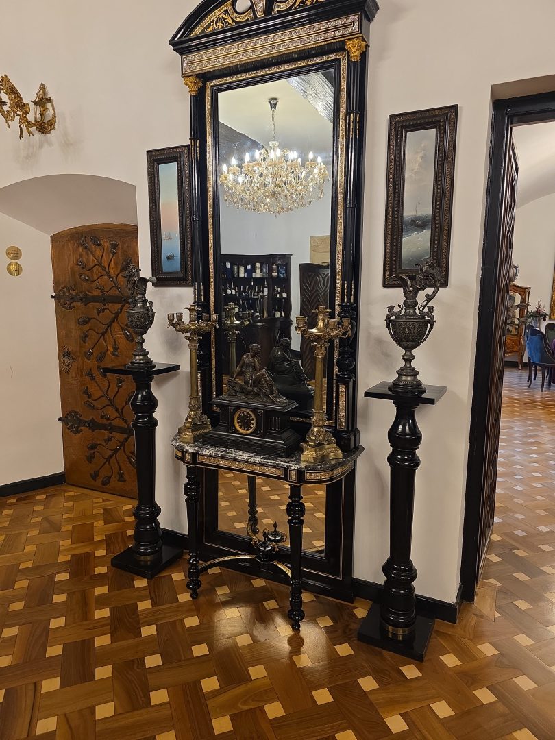 Art. History. Experience. – Descoperă rafinamentul vilei interbelice din București la Casa Tătărăscu